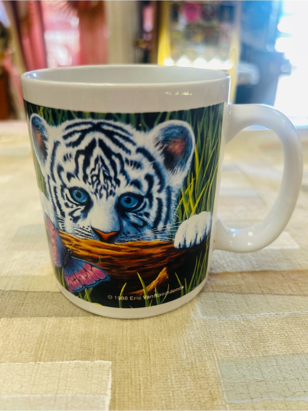 Vintage 1998 Eric VanRaemdonck Tiger Mug